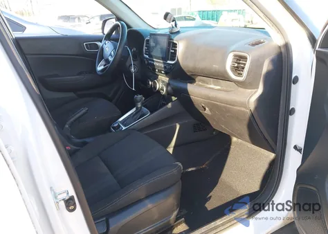 2020 Hyundai Venue Sel from USA, damaged, VIN KMHRC8A35LU032652